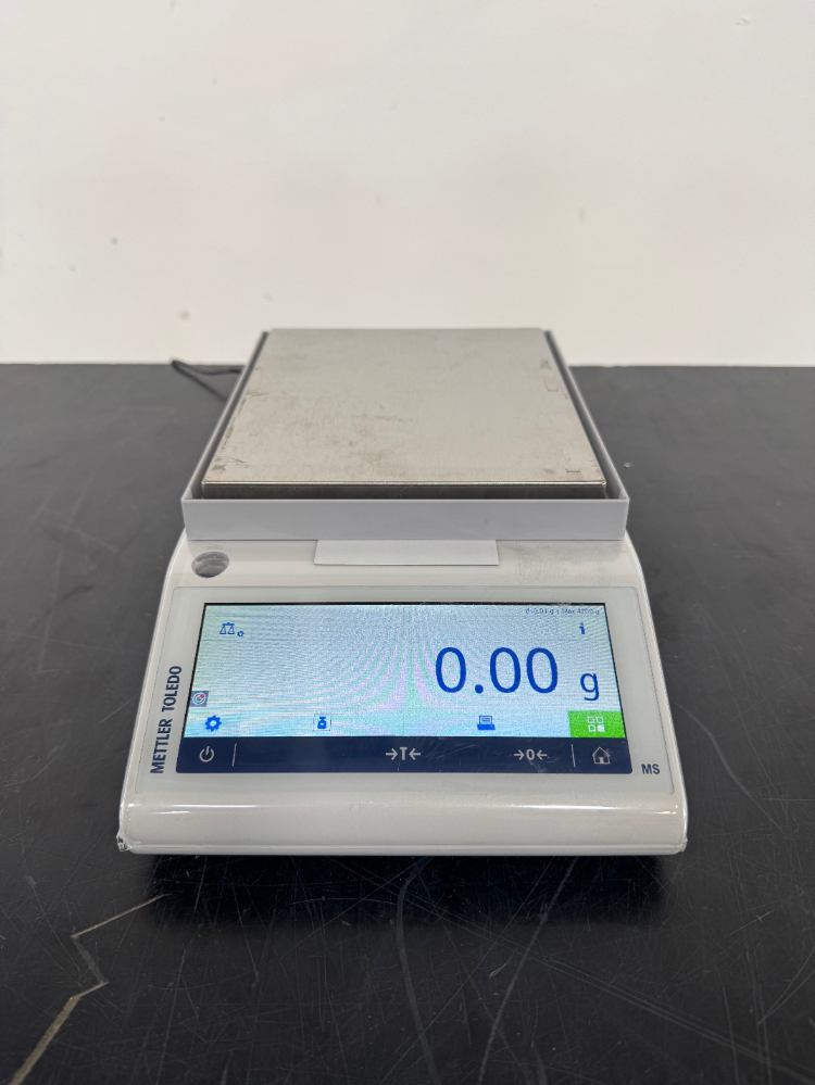 Image of Mettler Toledo MS4002 Digital Scale